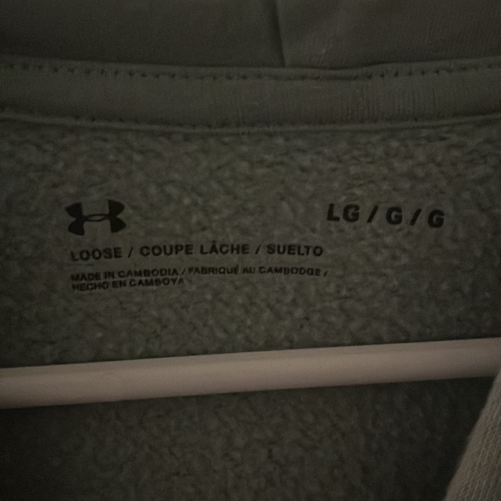 Men’s Under Armour Hoodie - Picture 4 of 4